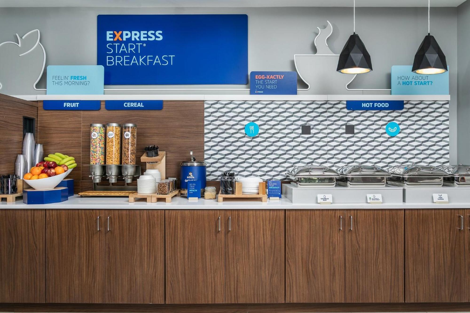 Holiday Inn Express Chattanooga - Hamilton Place エクステリア 写真